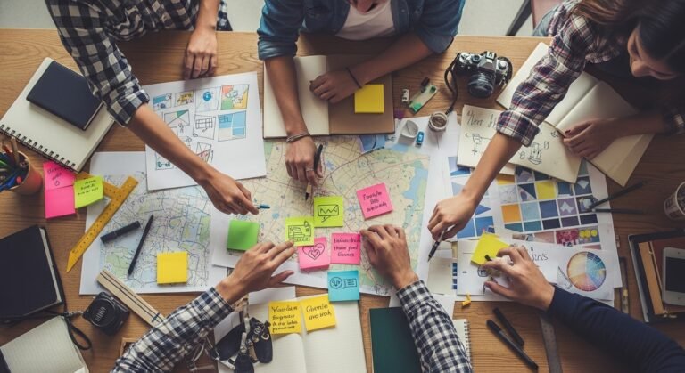 La era del behind the thinking: por qué mostrar cómo piensas es clave en 2026